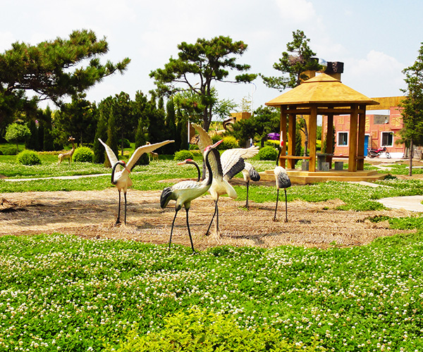 辽宁省园林式生态陵园为代表的沈阳墓园为市民讲解公益性公墓、经营性公墓的区别是什么？