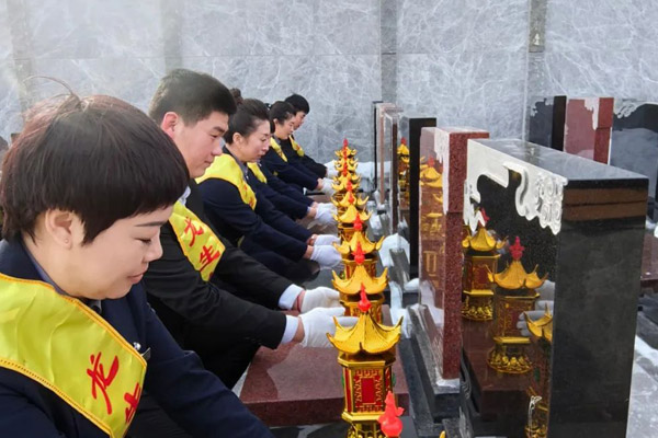 沈阳公墓春节祭祀和家族祭祖的习俗