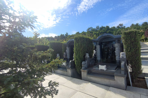 沈阳龙生墓园