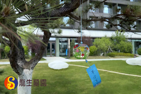 沈阳墓地树葬作为一种环保安葬方式，其价格与选择因素有哪些？