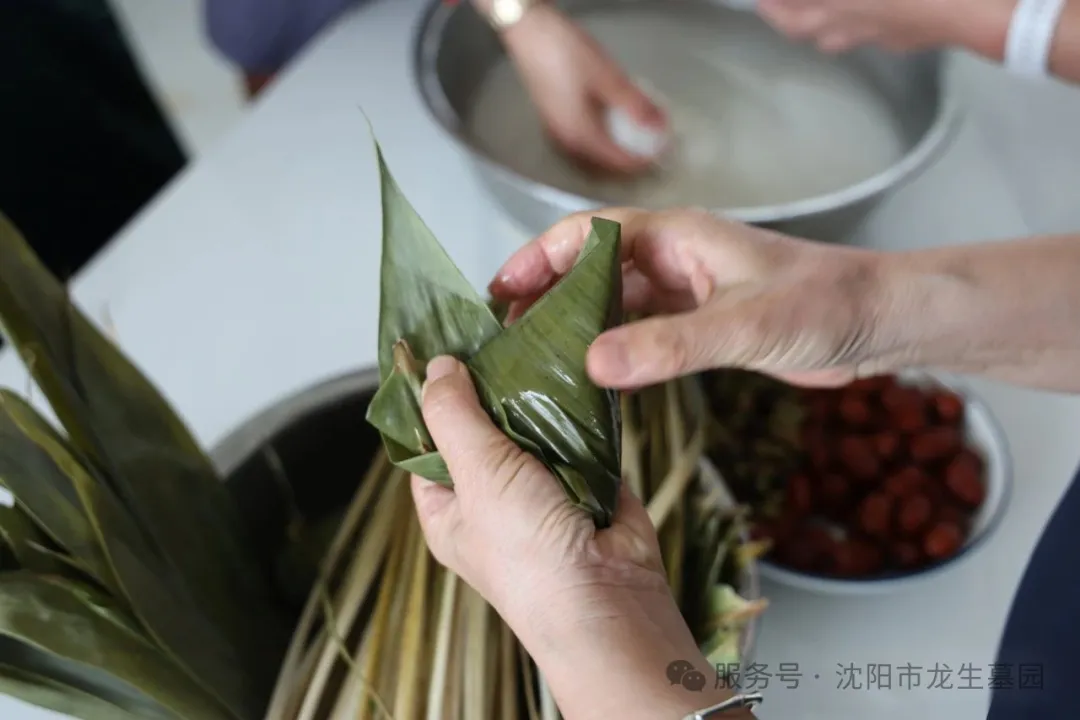粽香寄情，温暖同行——沈阳墓园记2025龙生端午公益一日游