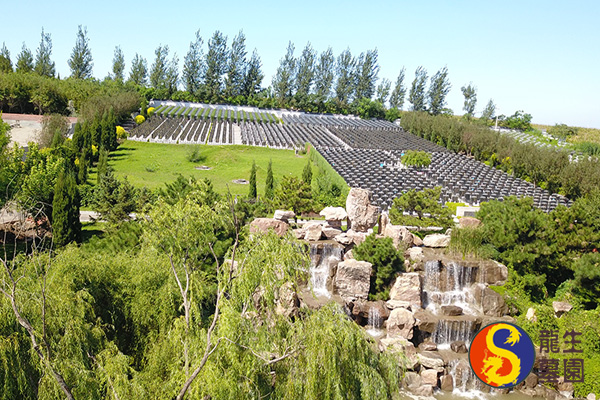 龙生人文纪念园