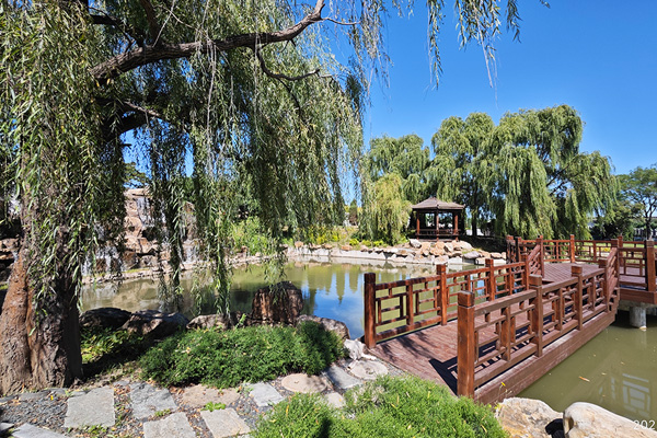 沈阳公墓开启清明服务好时节，龙生人文纪念园以人为本